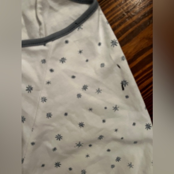 LAKE Pajama Top Star Print Grey/Blue Stars and Trim Snap Front 100% Pima Cotton - Picture 4 of 4